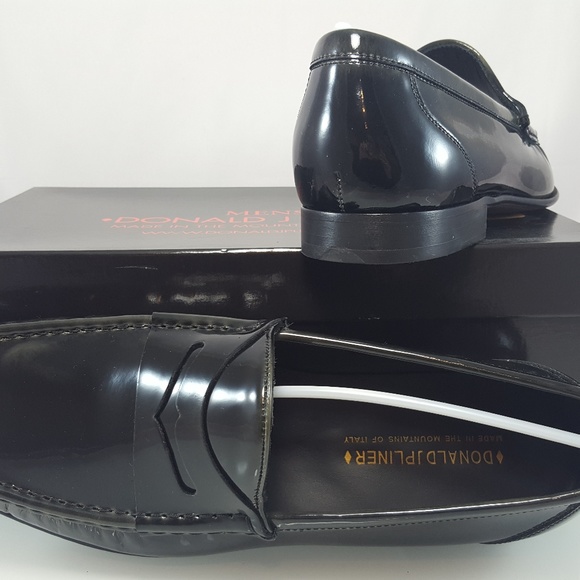 Donald J. Pliner Other - NWT Donald J. Pliner Naper Patent Loafer Shoes 12M